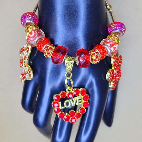 Gold Charm Bracelet - Picture 1 of 3